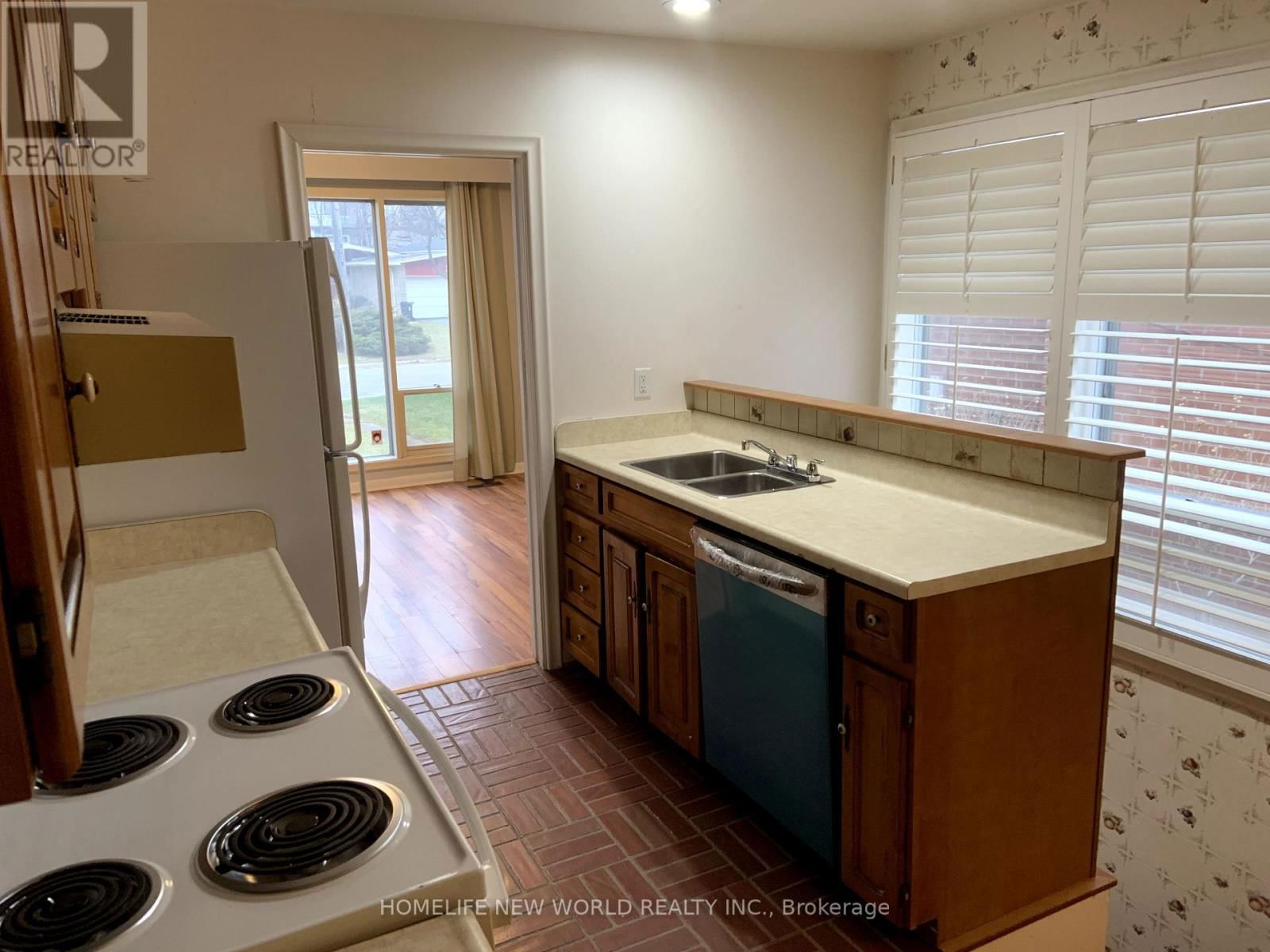 17 PALOMINO CRESCENT Image 7