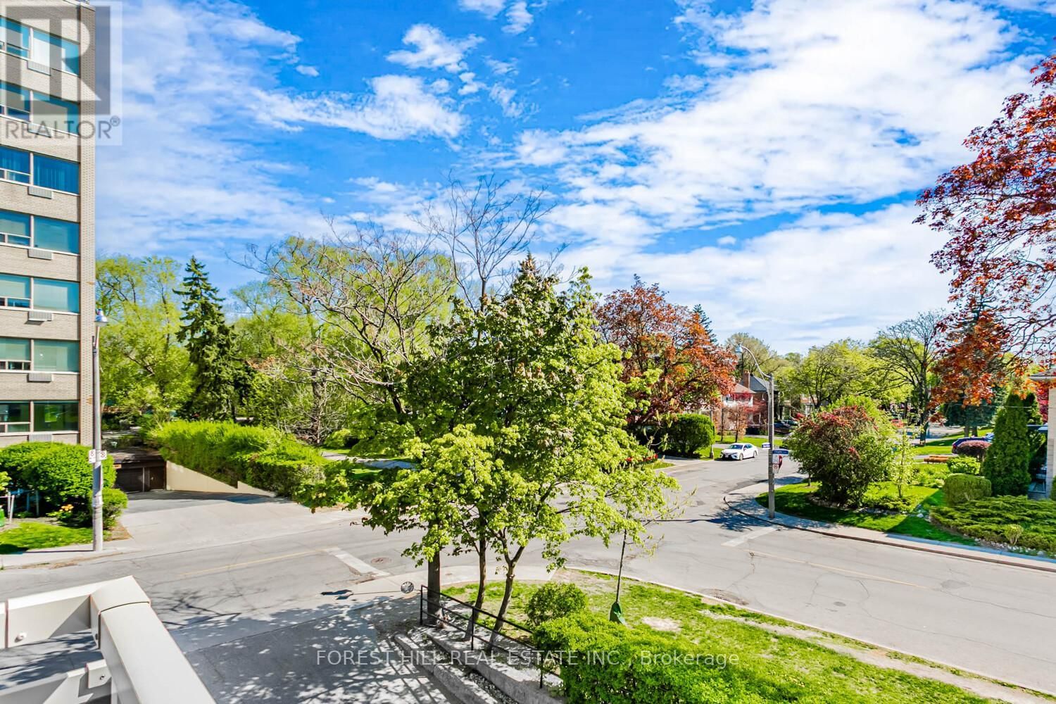 208 - 2603 BATHURST STREET Image 24