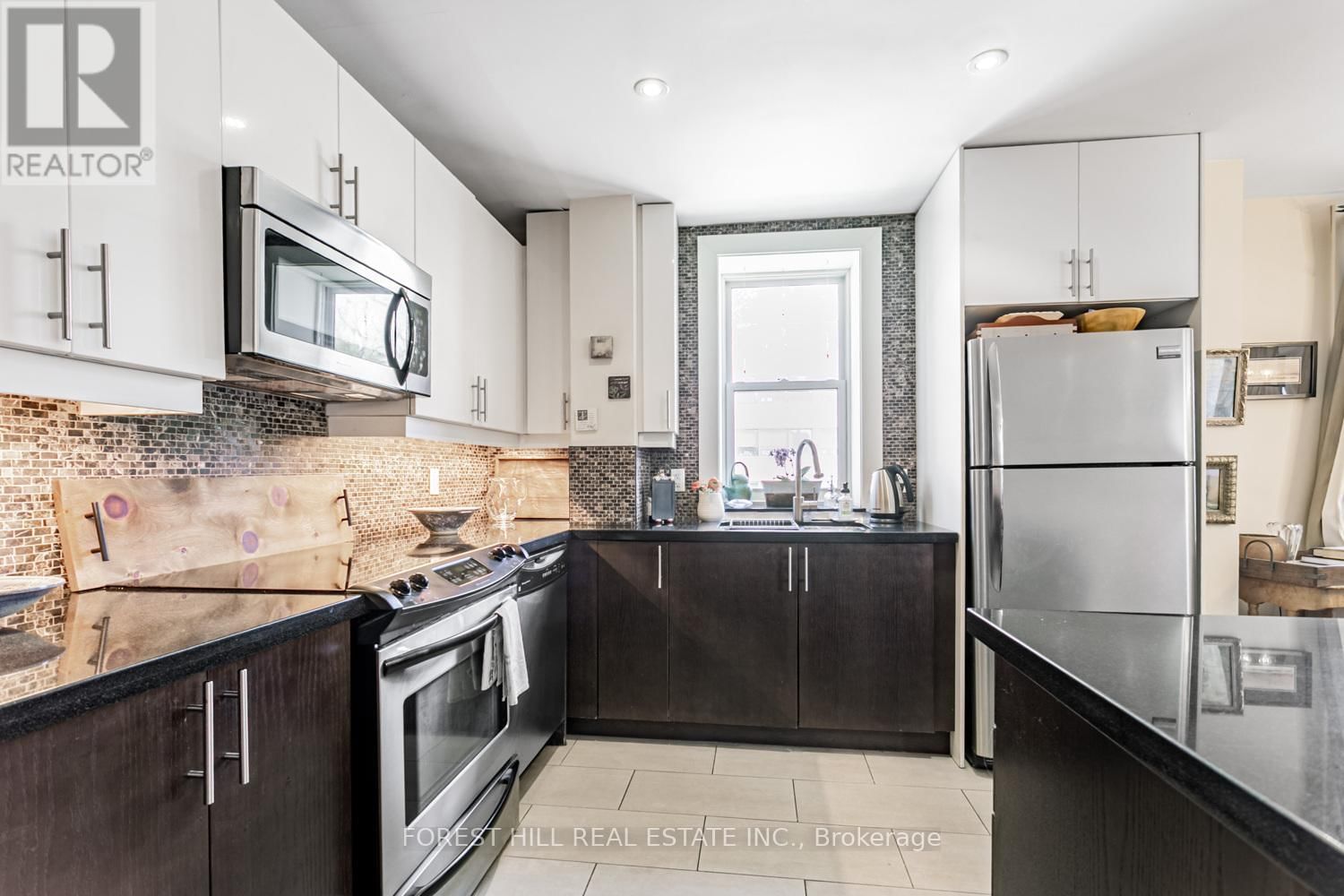 208 - 2603 BATHURST STREET Image 7