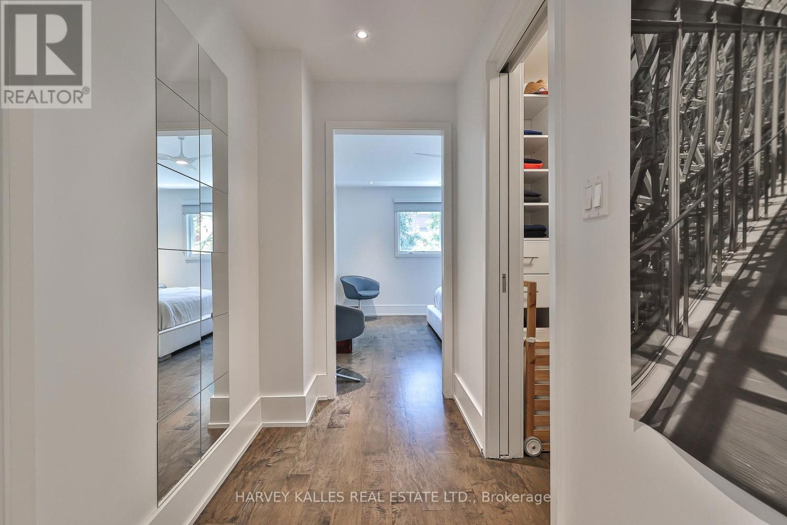 4 KIMLOCH CRESCENT Image 26