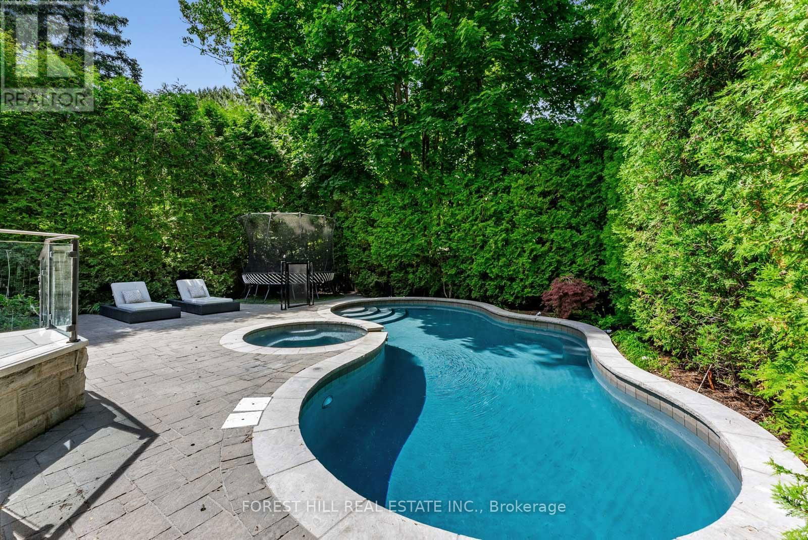 230 HILLHURST BOULEVARD Image 41