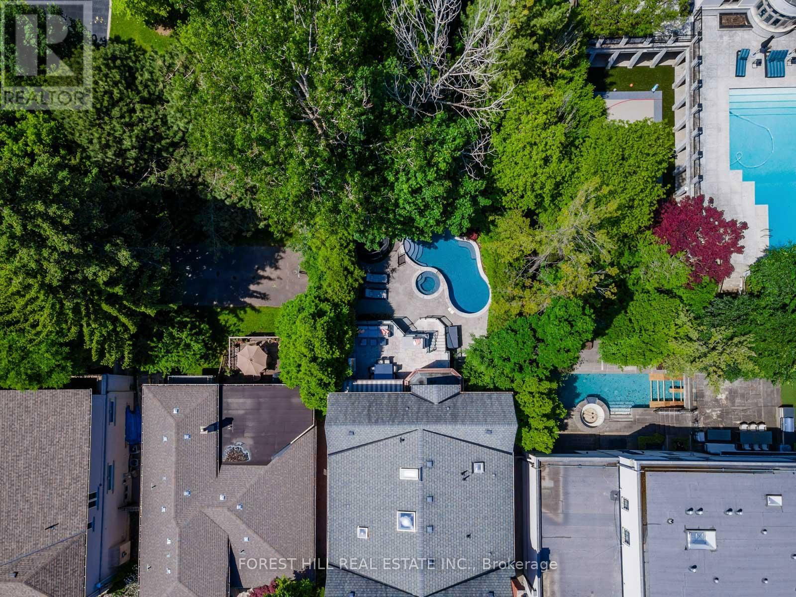 230 HILLHURST BOULEVARD Image 42