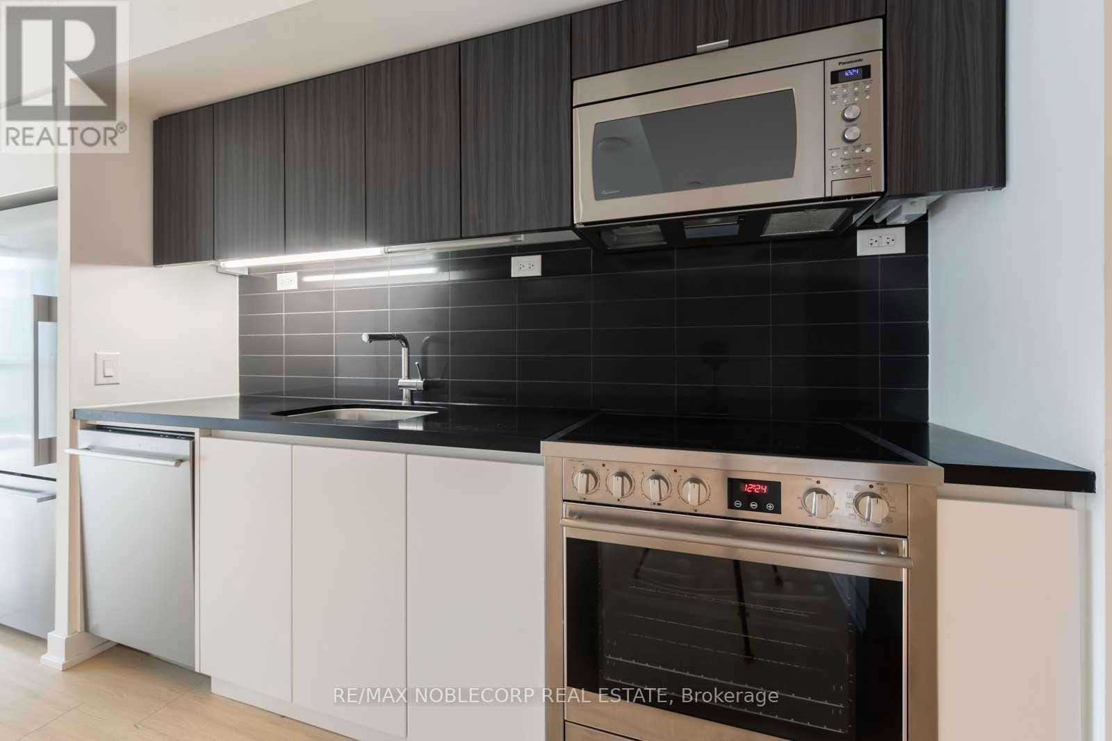 705 - 75 QUEENS WHARF ROAD Image 2