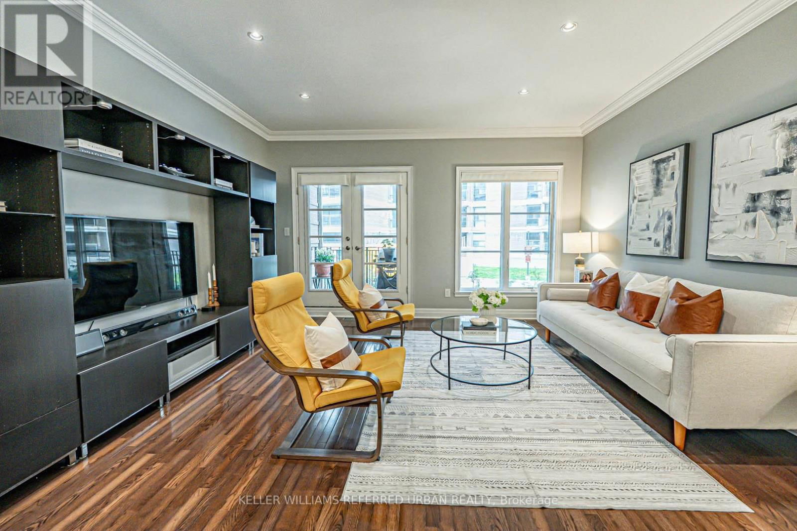 67 PLEASANT BOULEVARD Image 2