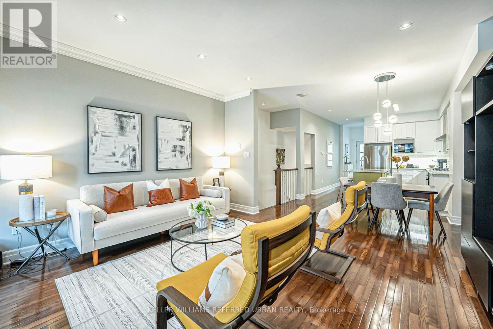 67 PLEASANT BOULEVARD Image 7
