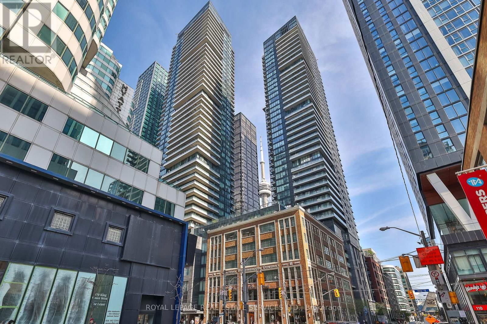 3709 - 88 BLUE JAYS WAY Image 38