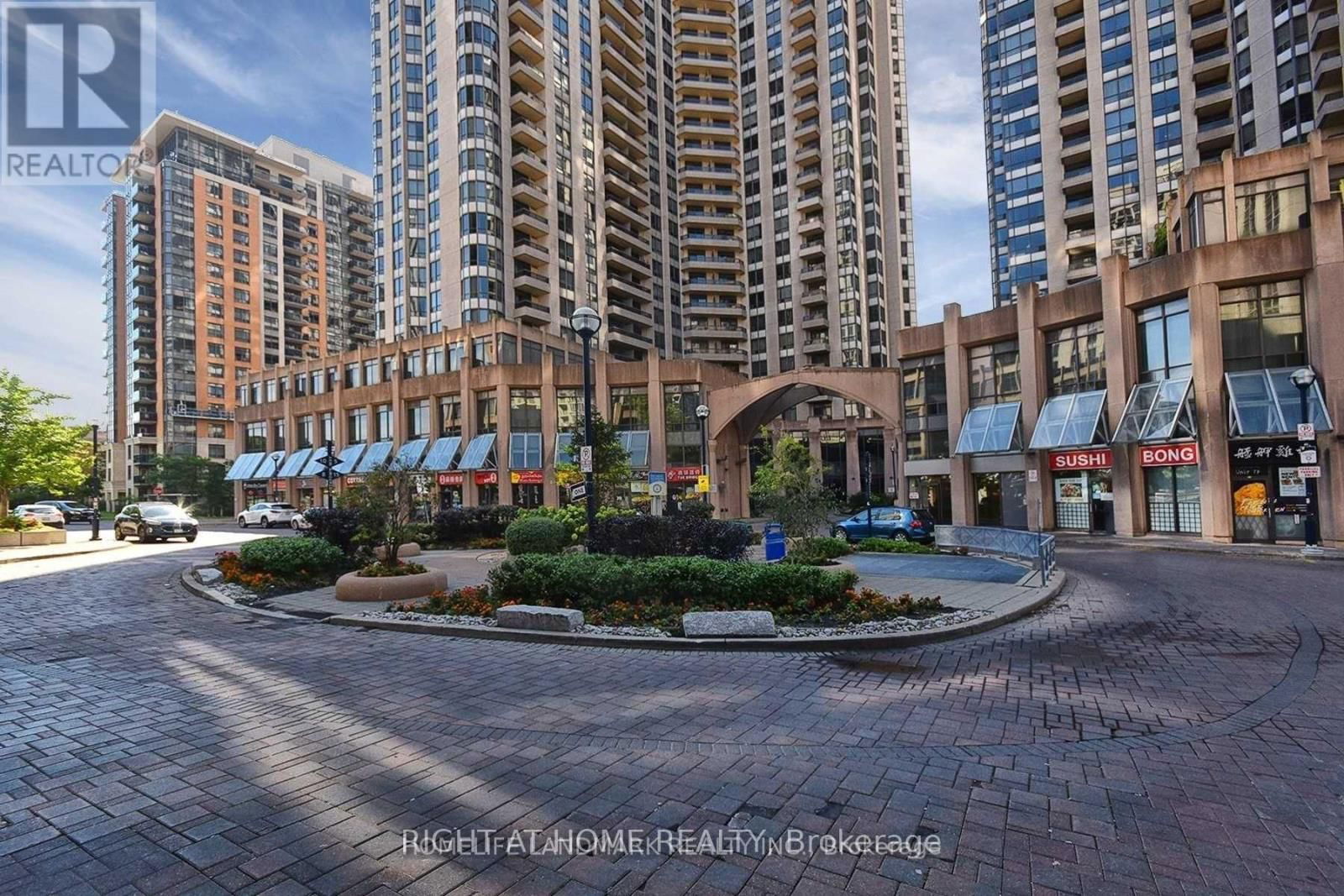 2207 - 10 NORTHTOWN WAY Image 1