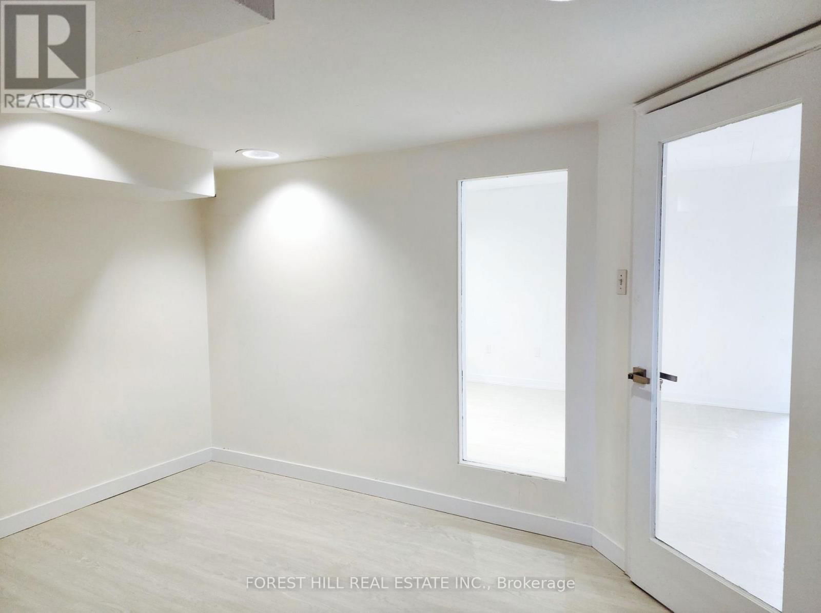 200 - 226 BATHURST STREET Image 14