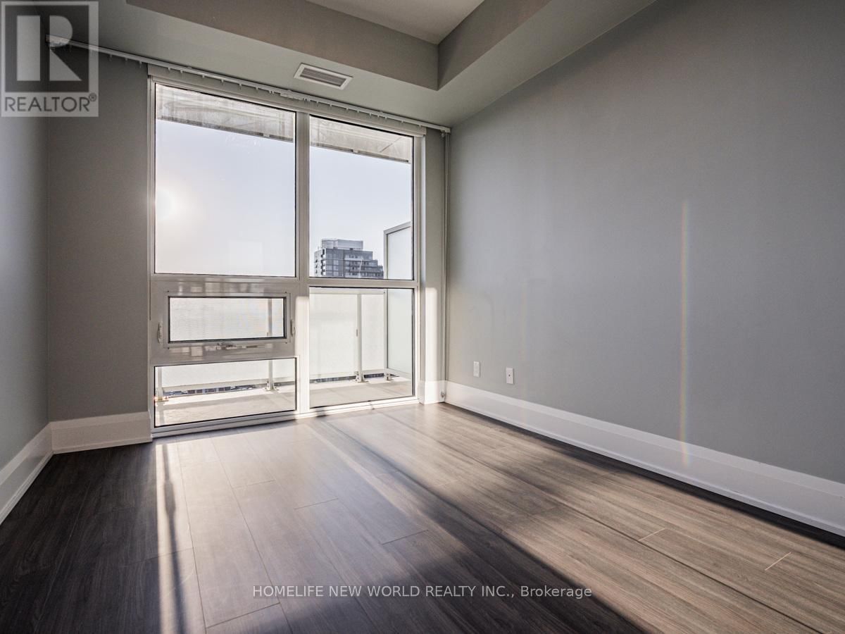 2512 - 101 ERSKINE AVENUE Image 16
