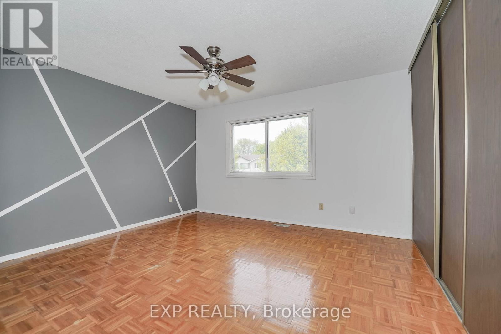 55 HOLLYBERRY TRAIL Image 13