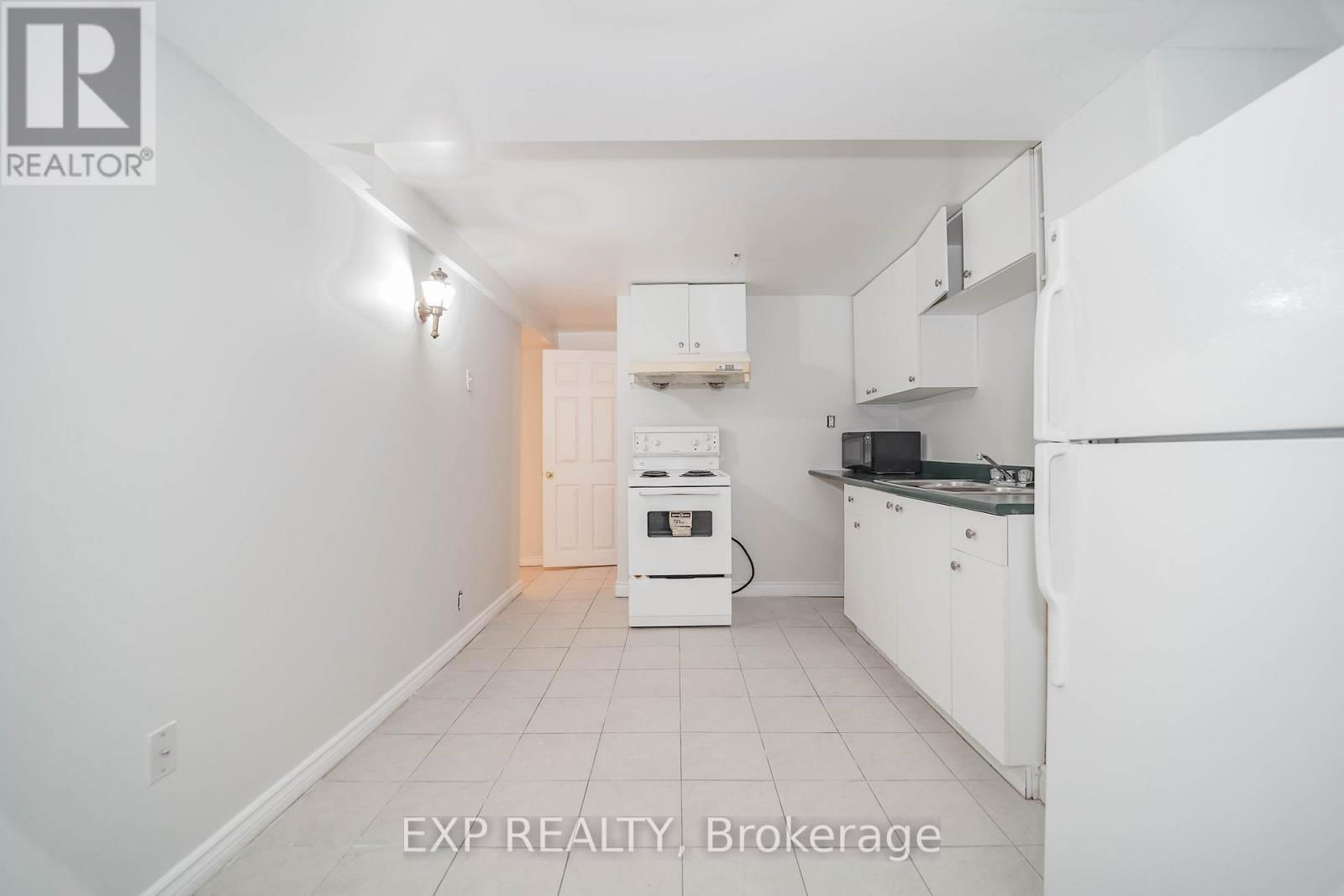 55 HOLLYBERRY TRAIL Image 26