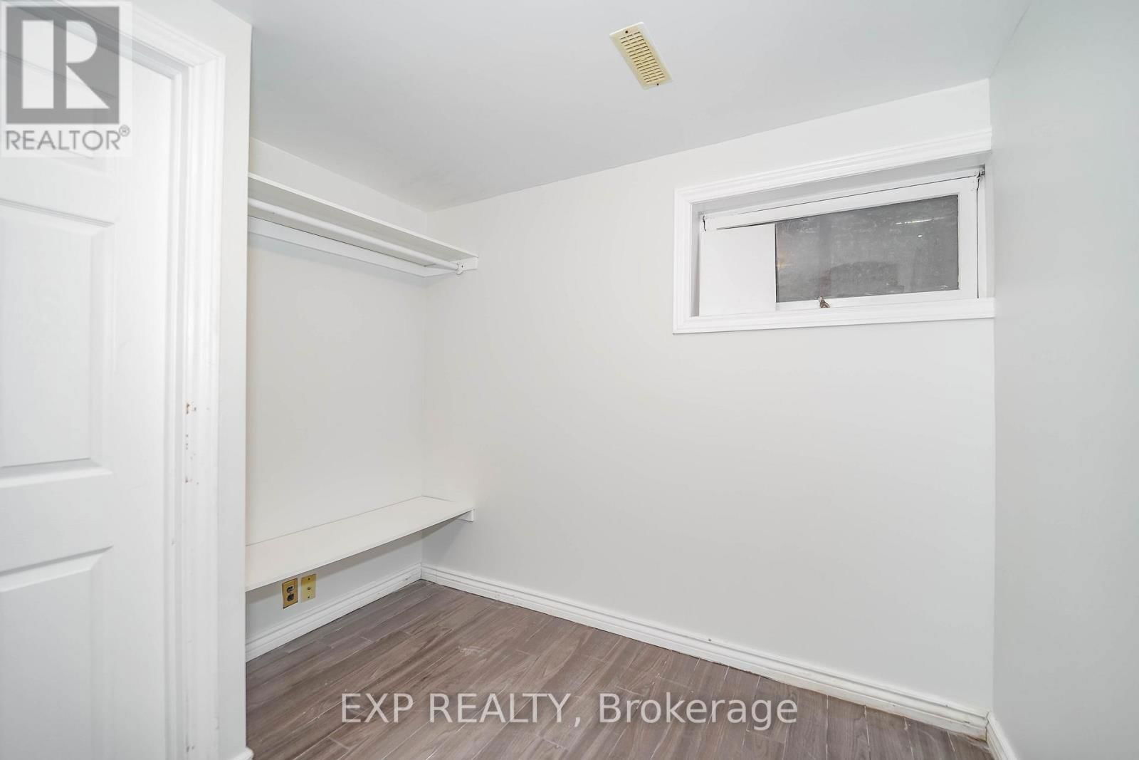 55 HOLLYBERRY TRAIL Image 33