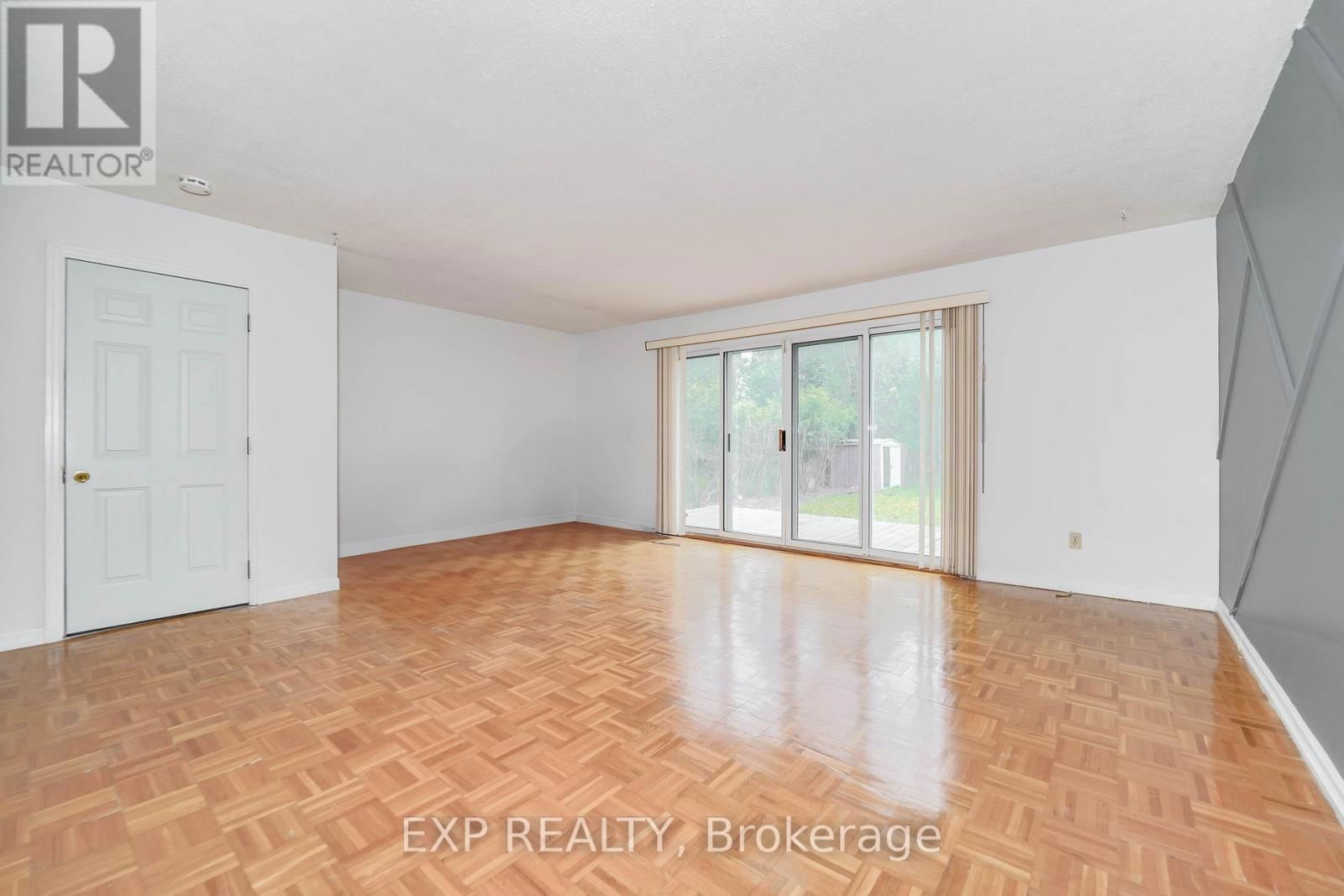 55 HOLLYBERRY TRAIL Image 5