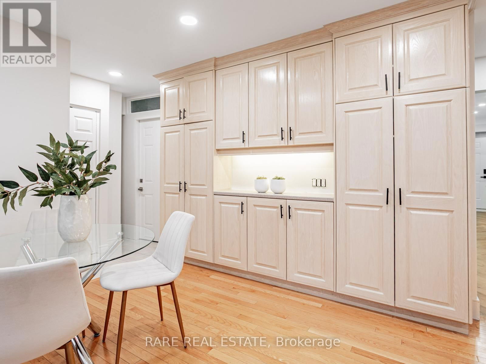 262 HADDINGTON AVENUE Image 14