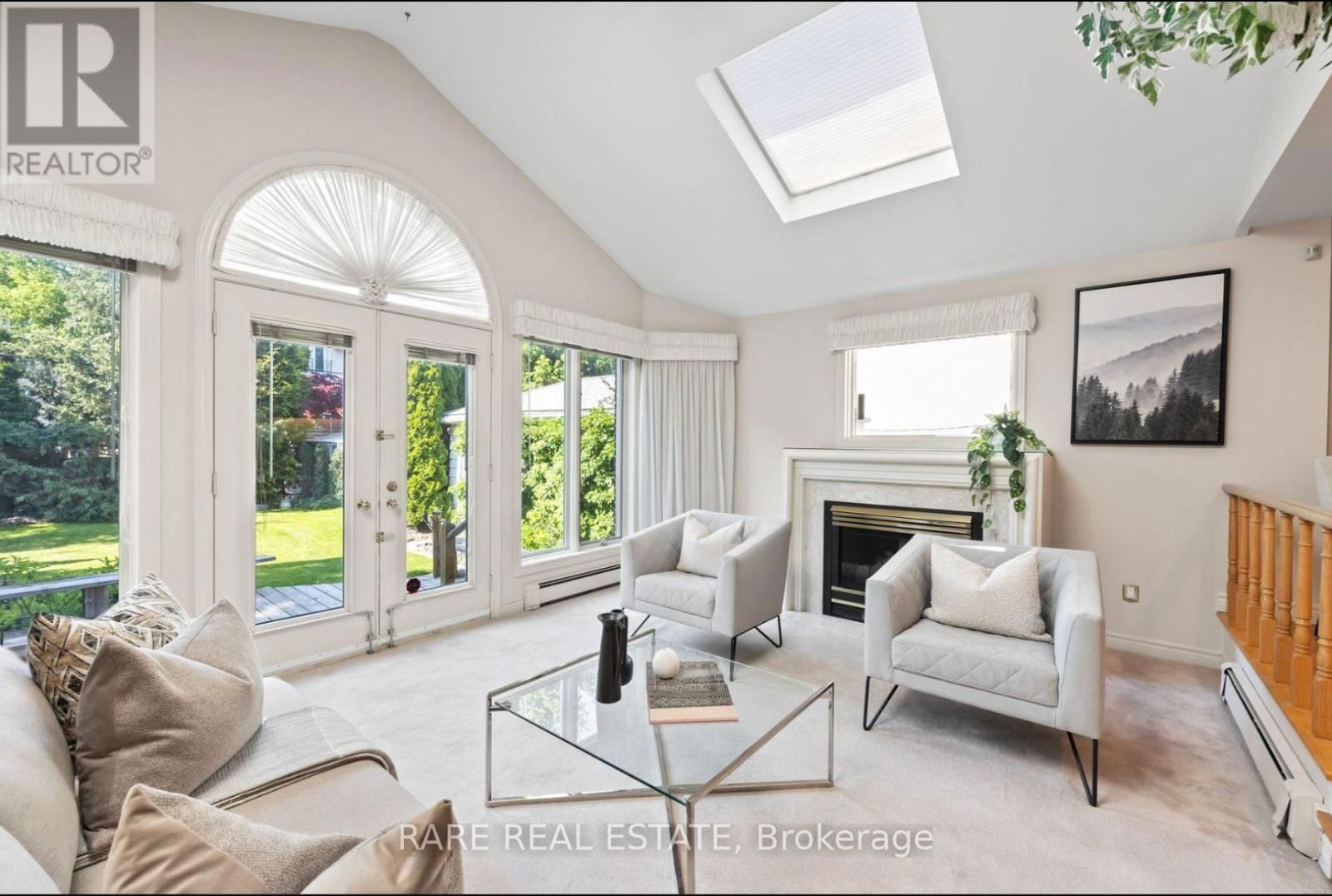 262 HADDINGTON AVENUE Image 17