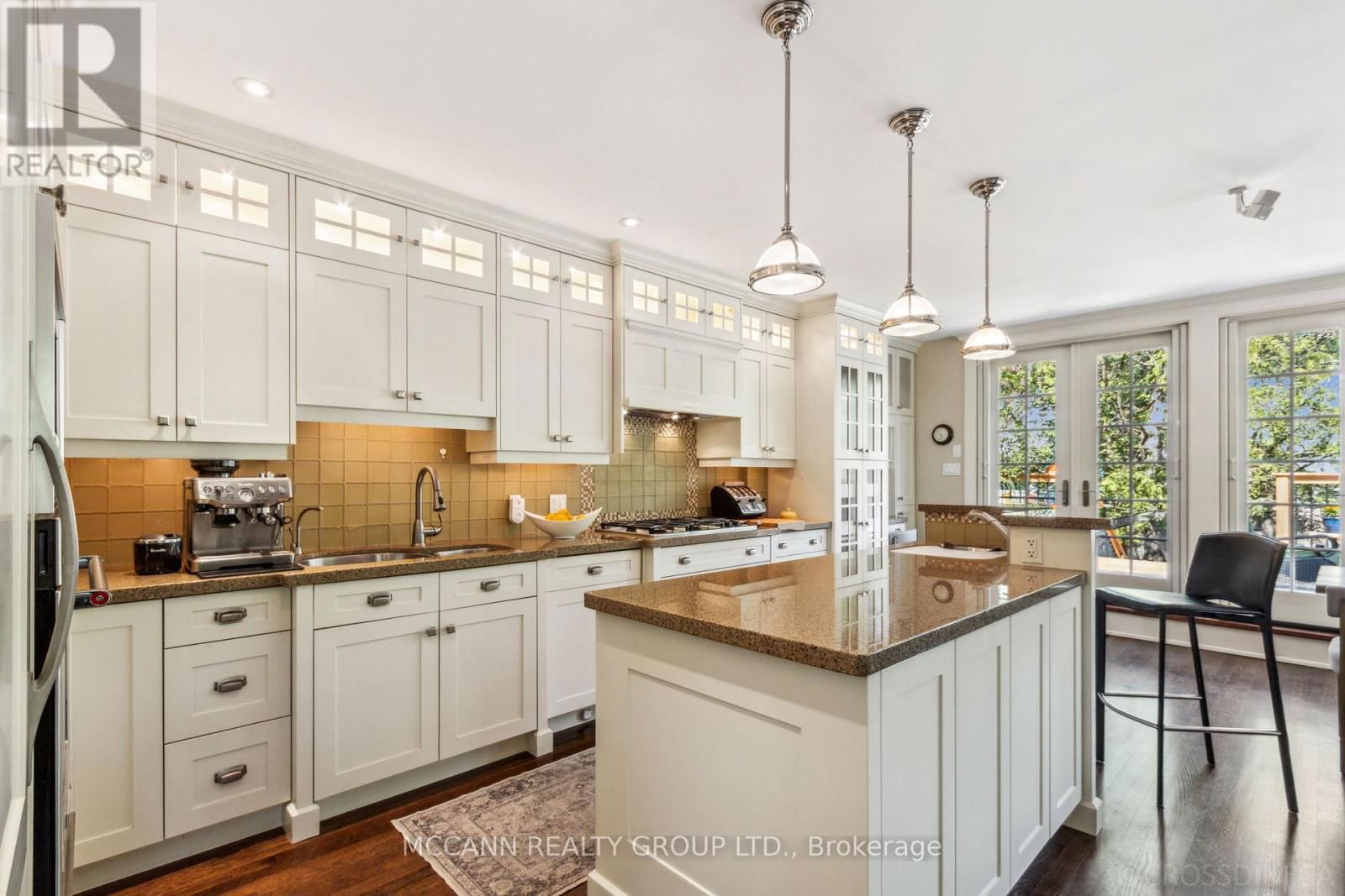 39 ACACIA ROAD Image 13