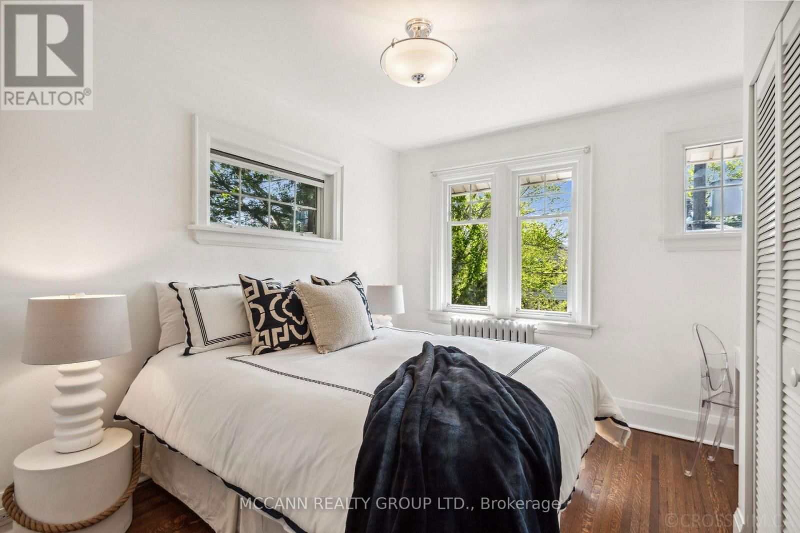 39 ACACIA ROAD Image 25