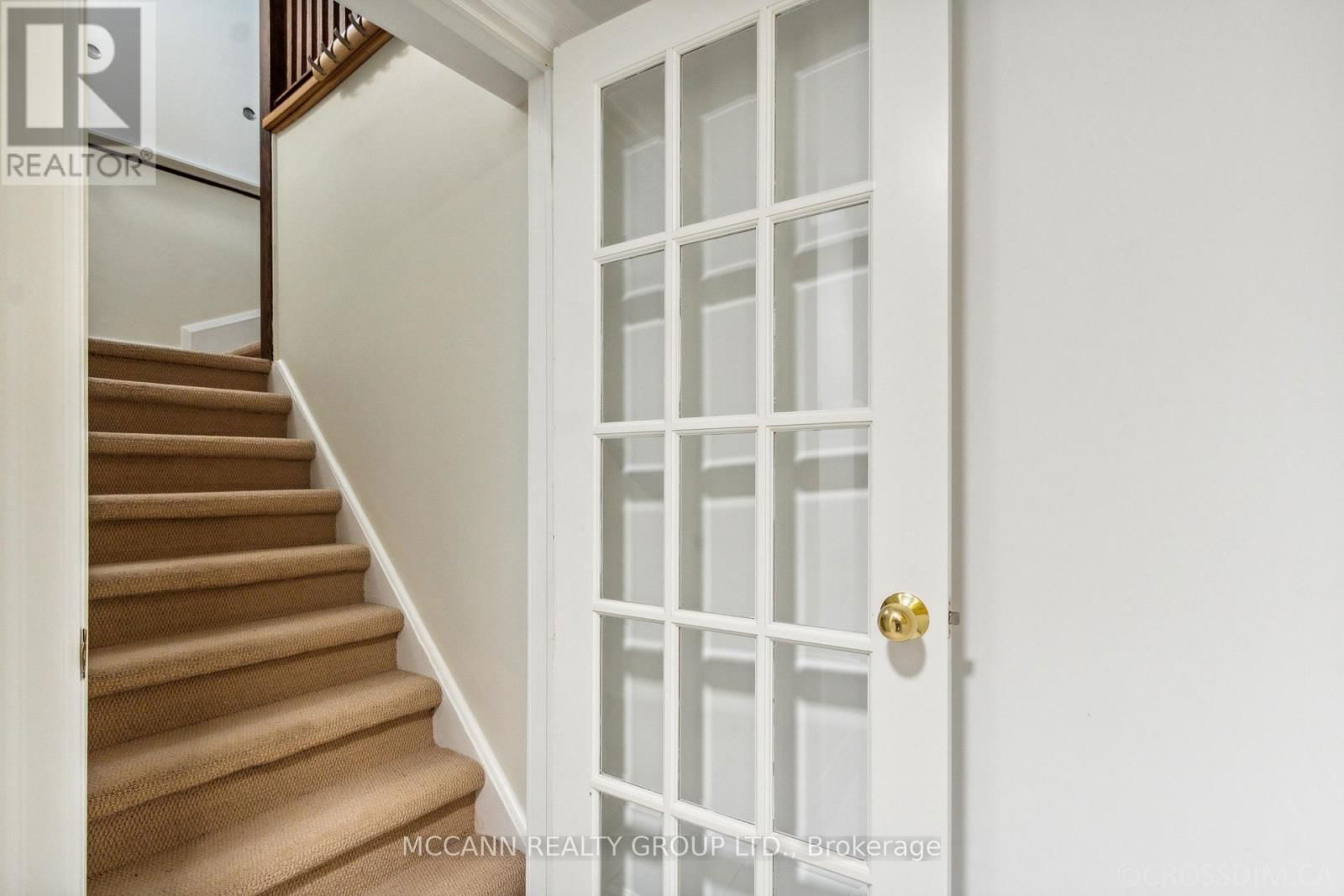 39 ACACIA ROAD Image 29