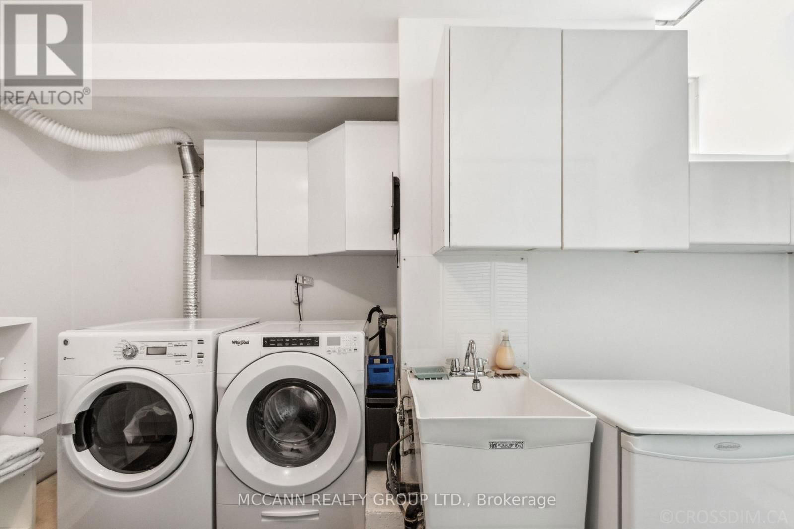 39 ACACIA ROAD Image 32