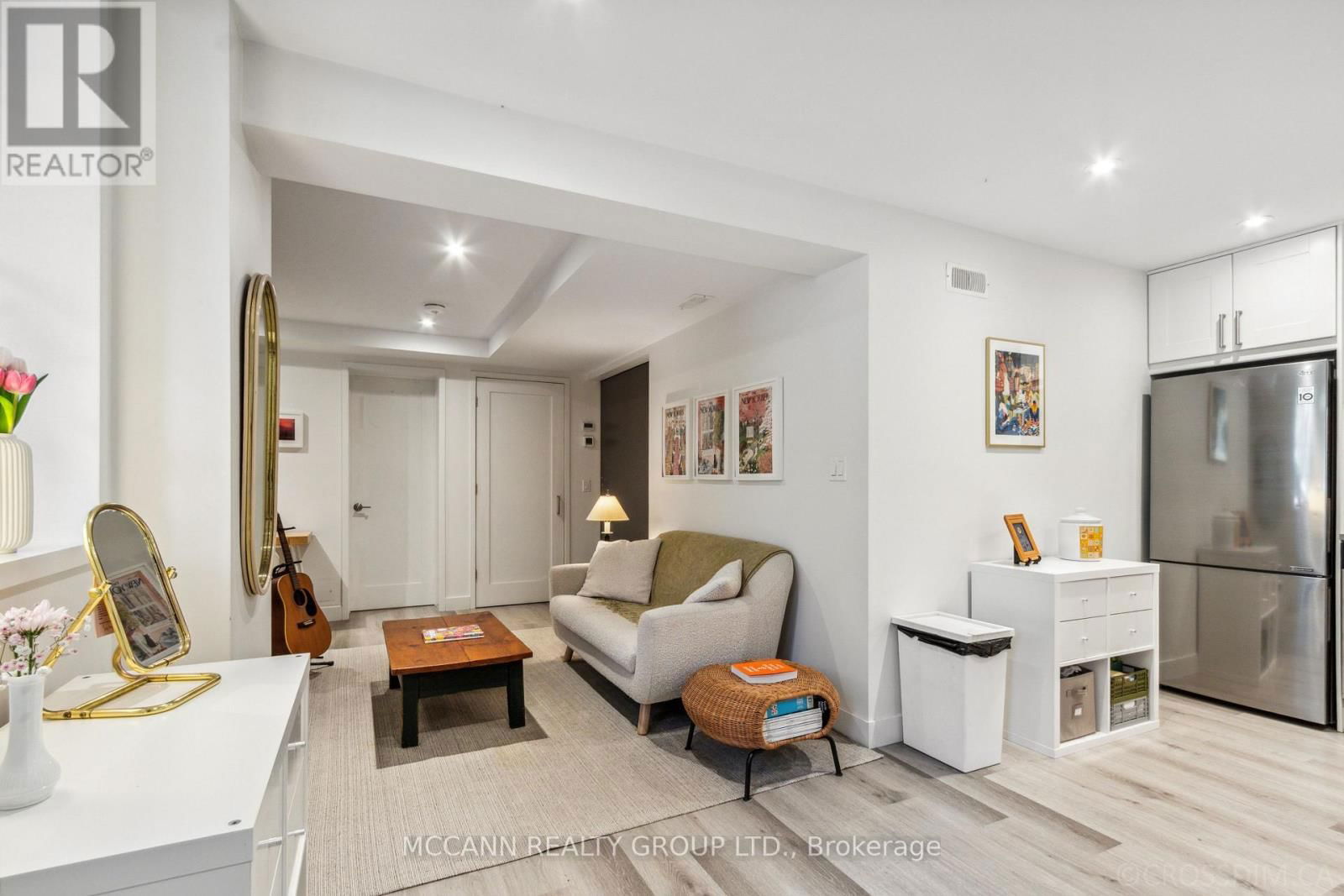 39 ACACIA ROAD Image 33