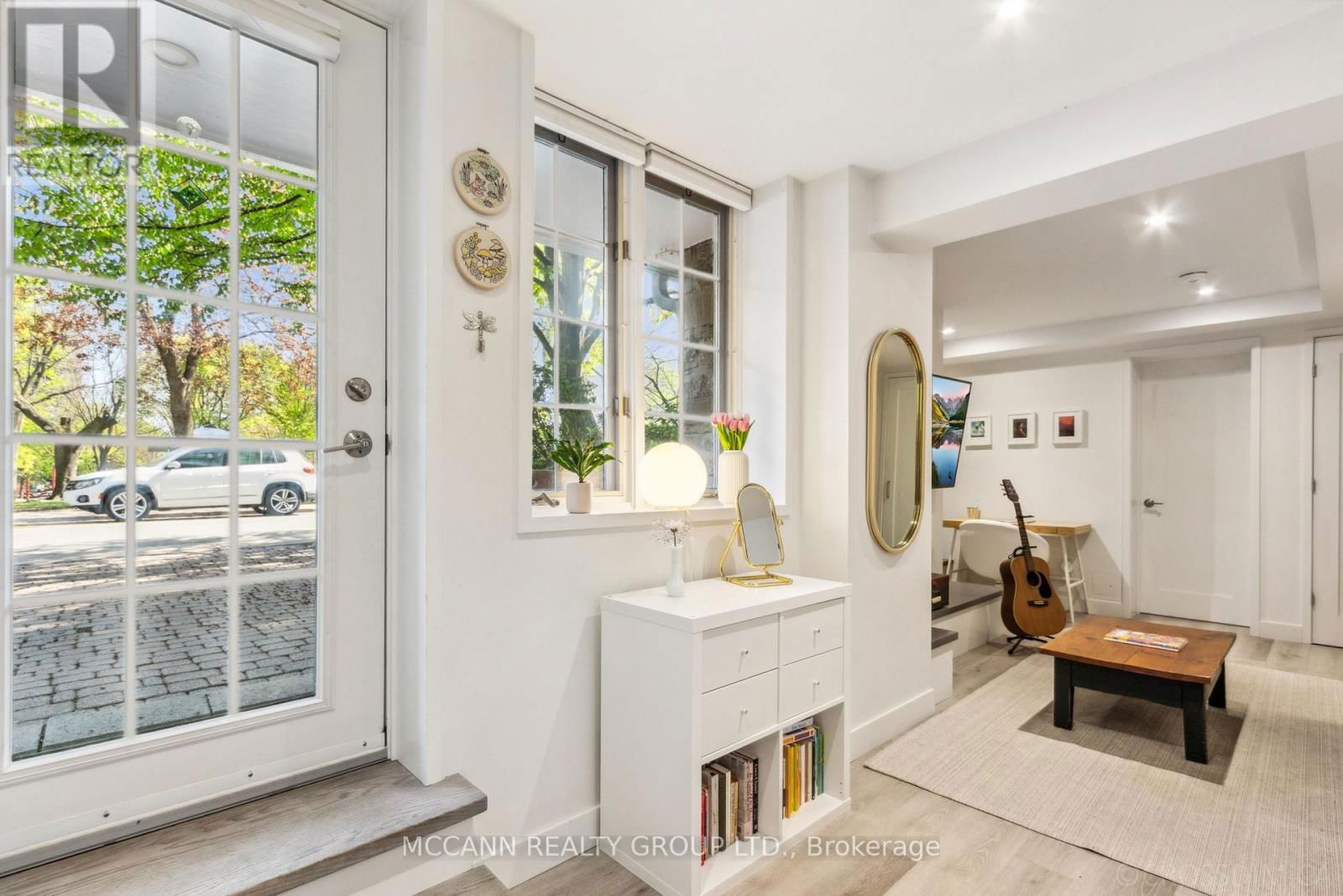 39 ACACIA ROAD Image 34