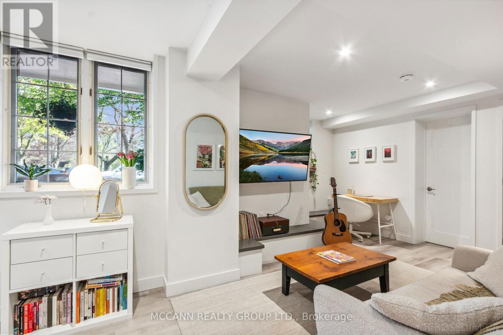 39 ACACIA ROAD Image 37