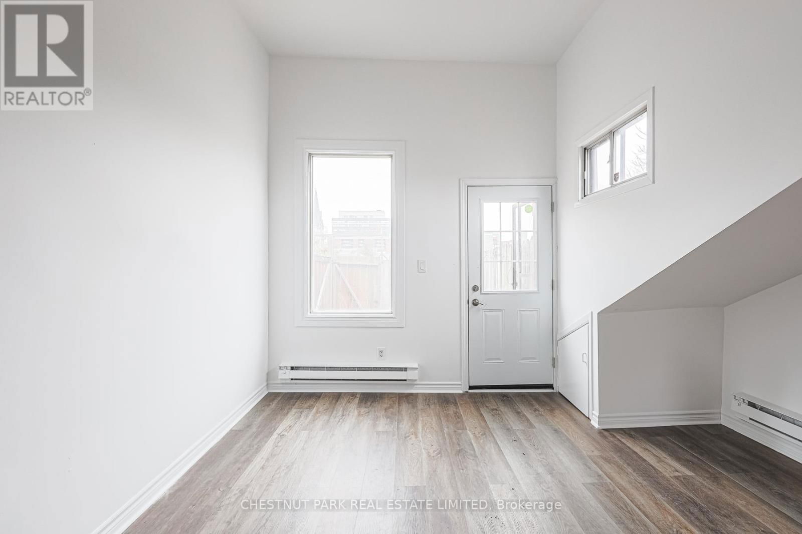 2 - 677 QUEEN STREET WEST Image 14