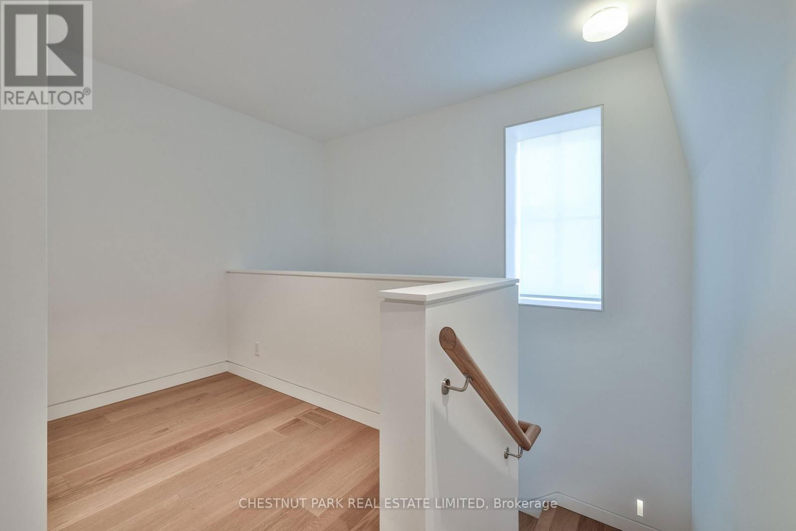 5 BROOKFIELD STREET Image 15