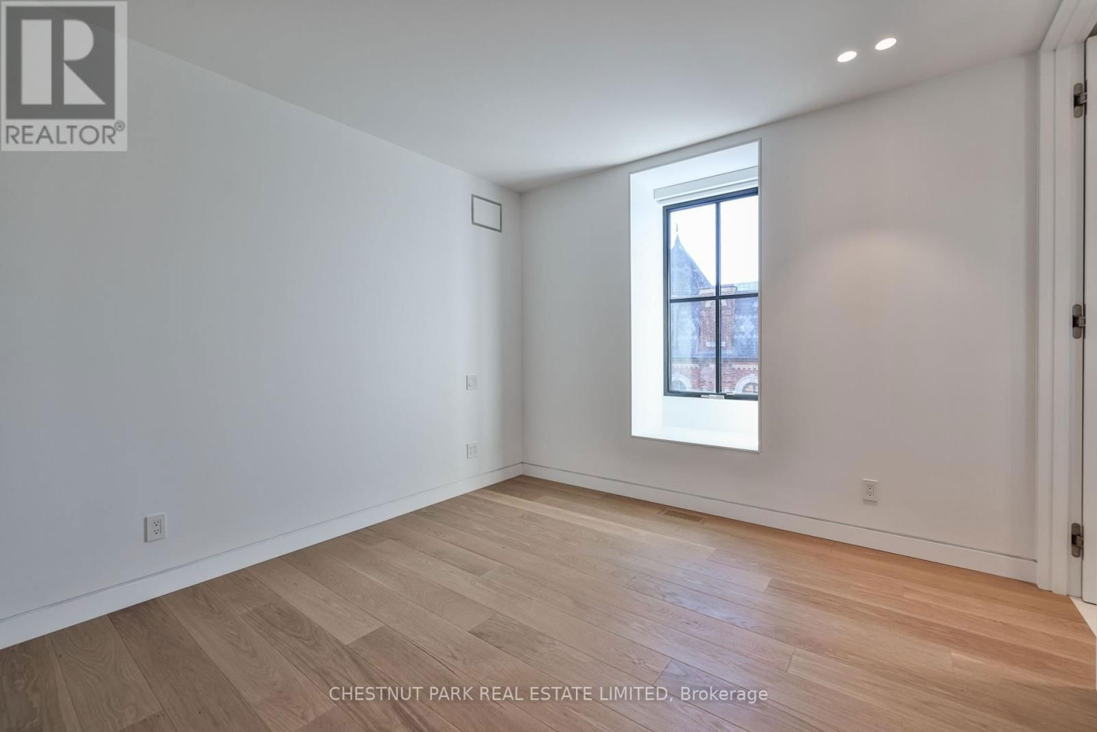 5 BROOKFIELD STREET Image 24