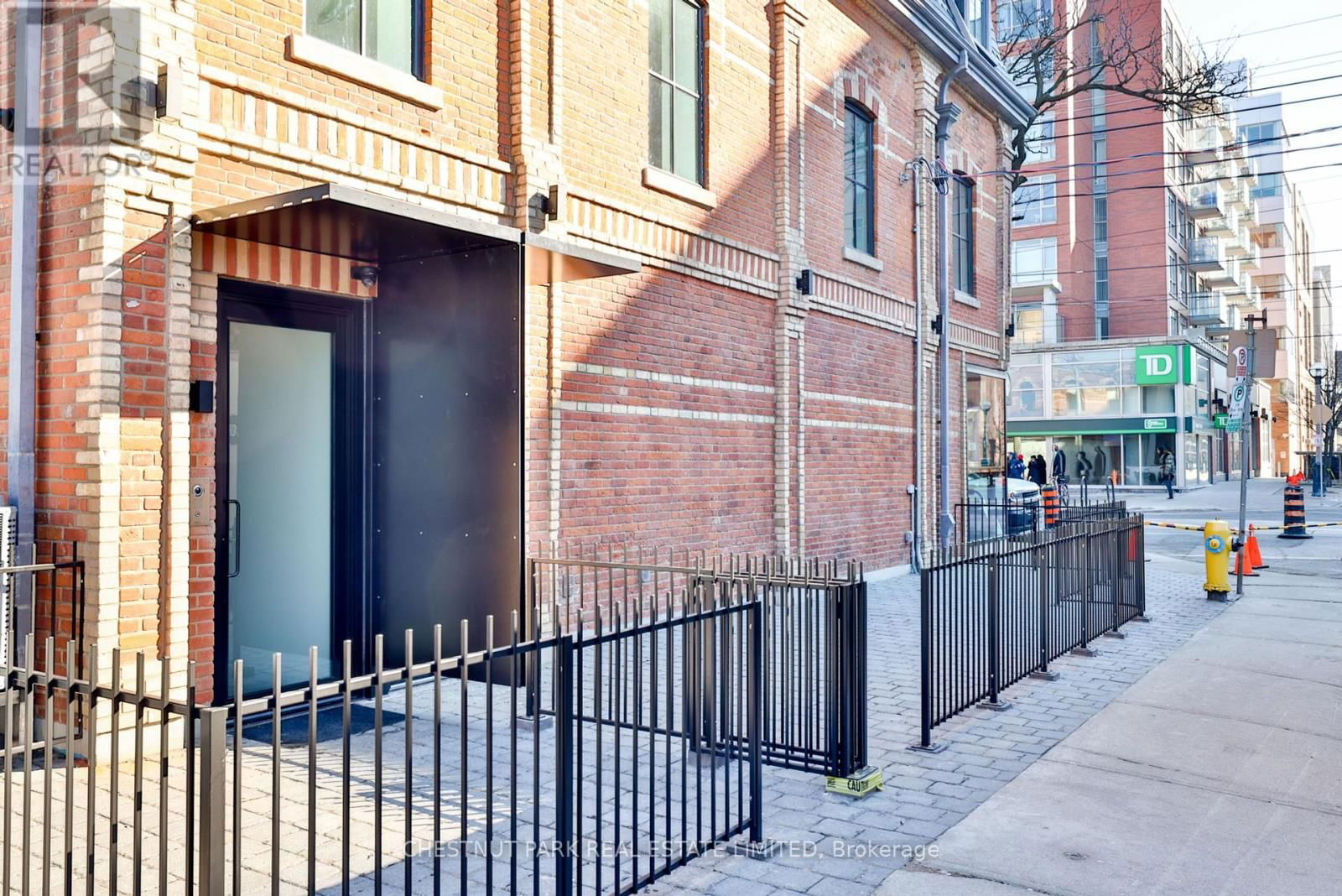 5 BROOKFIELD STREET Image 34