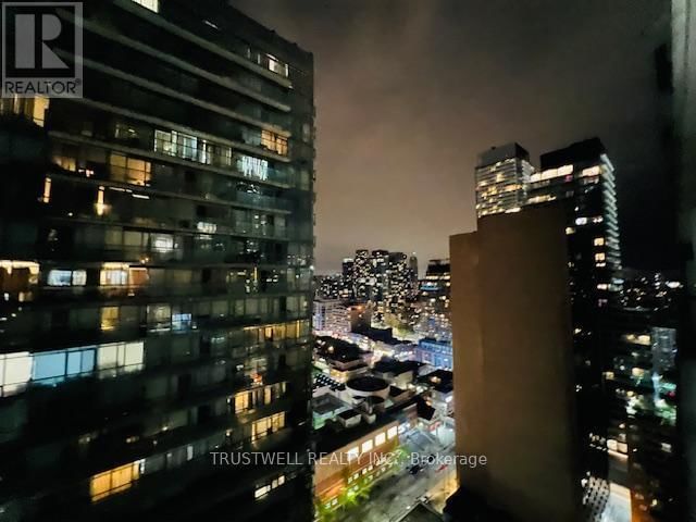 2601 - 38 GRENVILLE STREET Image 14