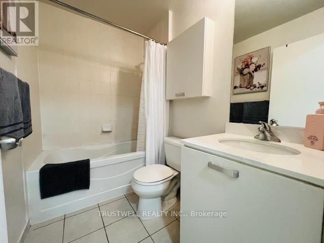 2601 - 38 GRENVILLE STREET Image 8