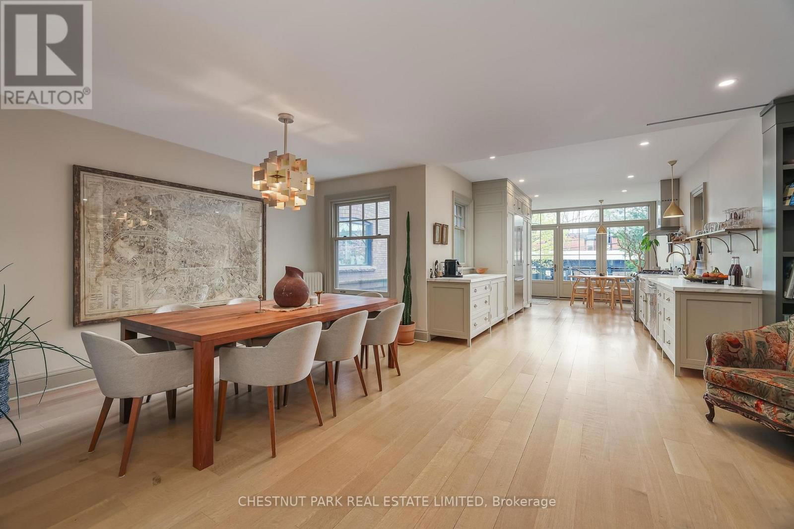 15 MCMASTER AVENUE Image 1