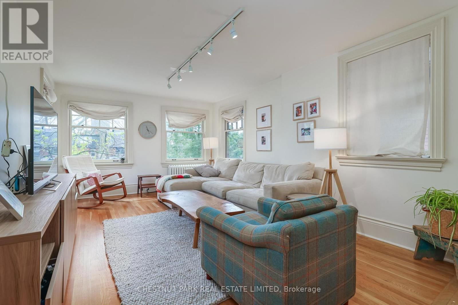 15 MCMASTER AVENUE Image 15