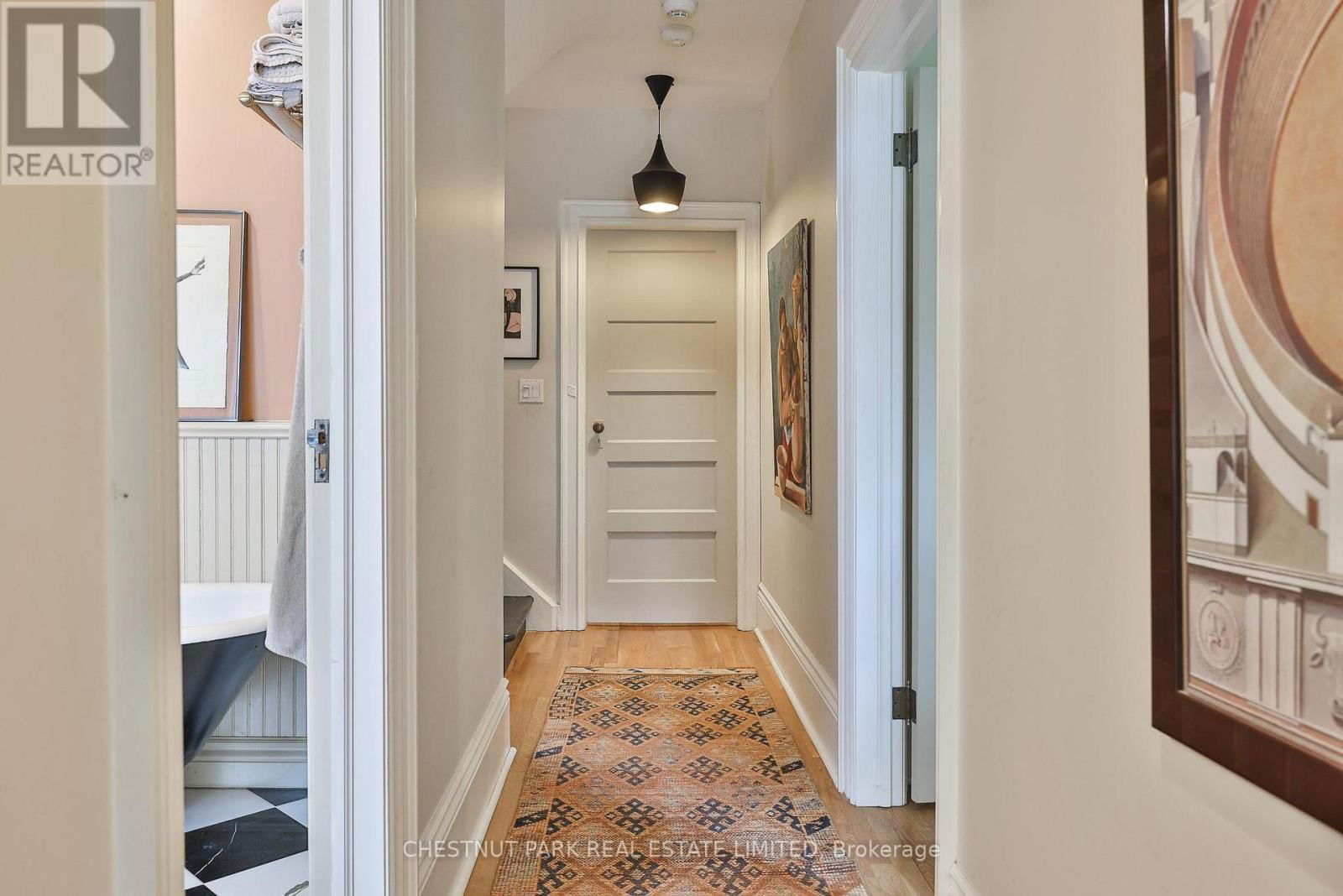15 MCMASTER AVENUE Image 21