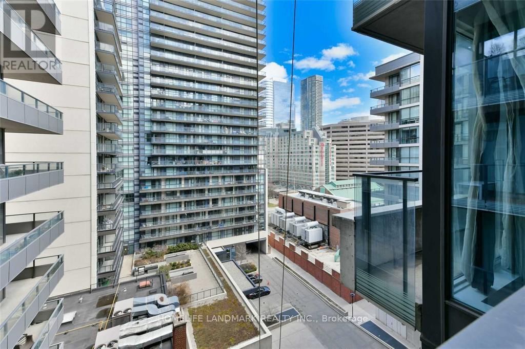 1238 - 111 ELIZABETH STREET Image 2