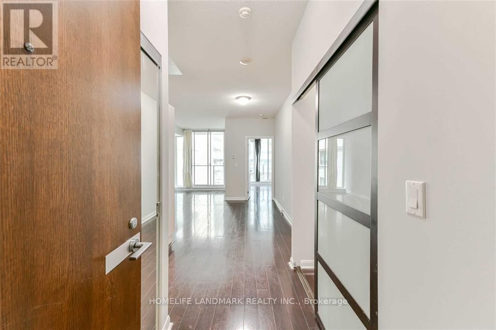 1238 - 111 ELIZABETH STREET Image 7