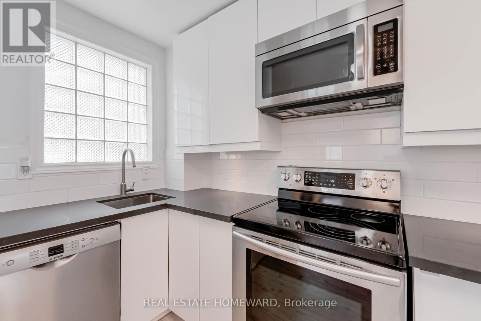 Upper - 559 DELAWARE AVENUE NORTH Image 13