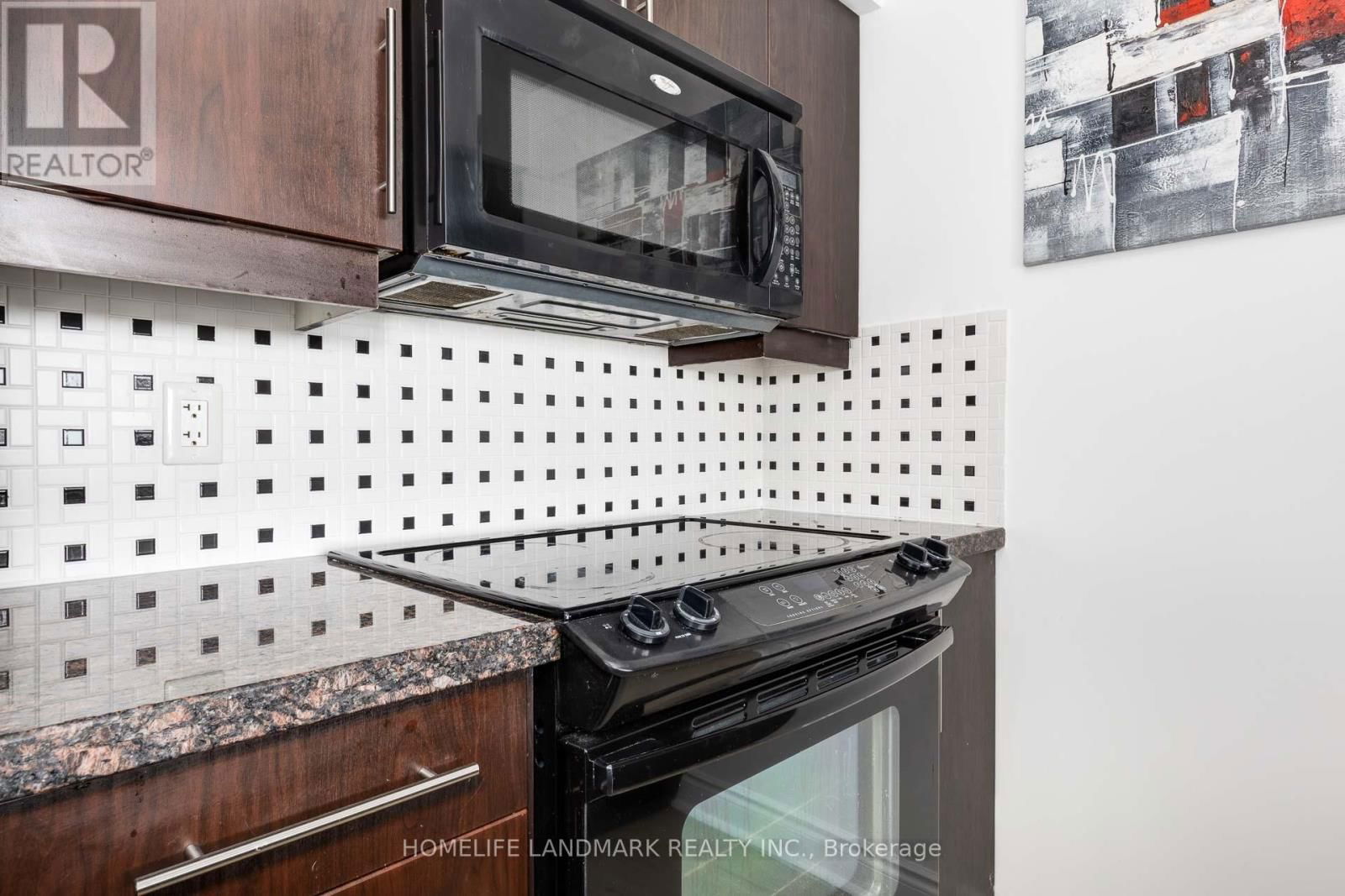 2316 - 25 GREENVIEW AVENUE Image 13