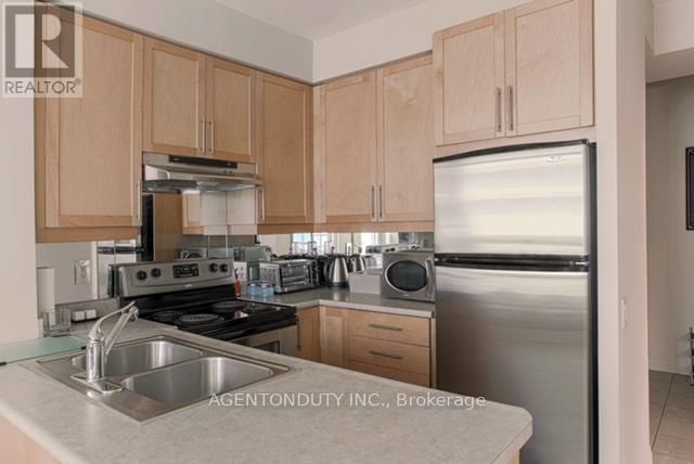 406 - 1121 BAY STREET Image 3