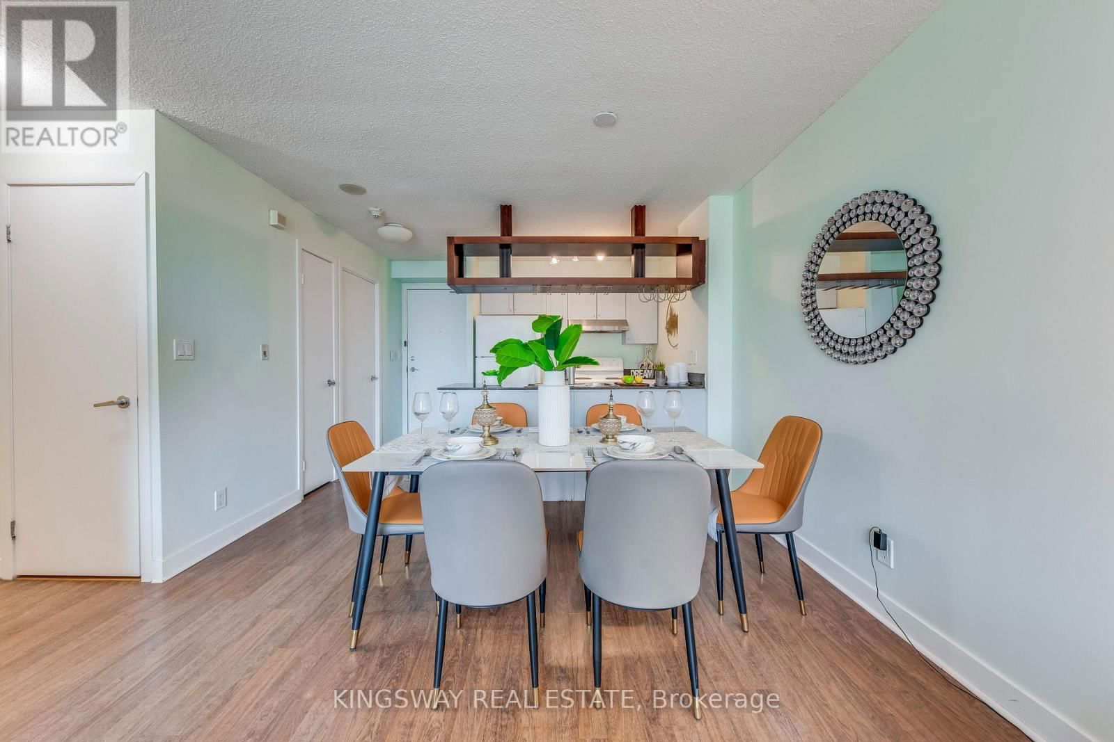 3511 - 81 NAVY WHARF COURT Image 16
