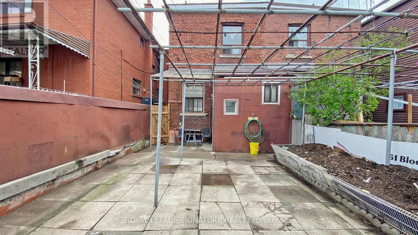 253 GLADSTONE AVENUE Image 14
