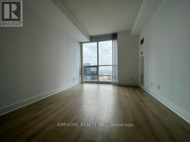 3804 - 761 BAY STREET Image 4