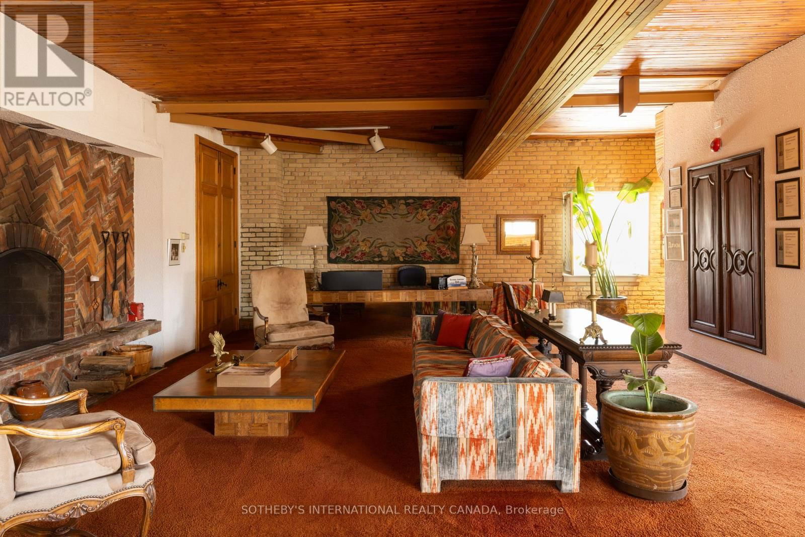 18 GLOUCESTER LANE Image 9