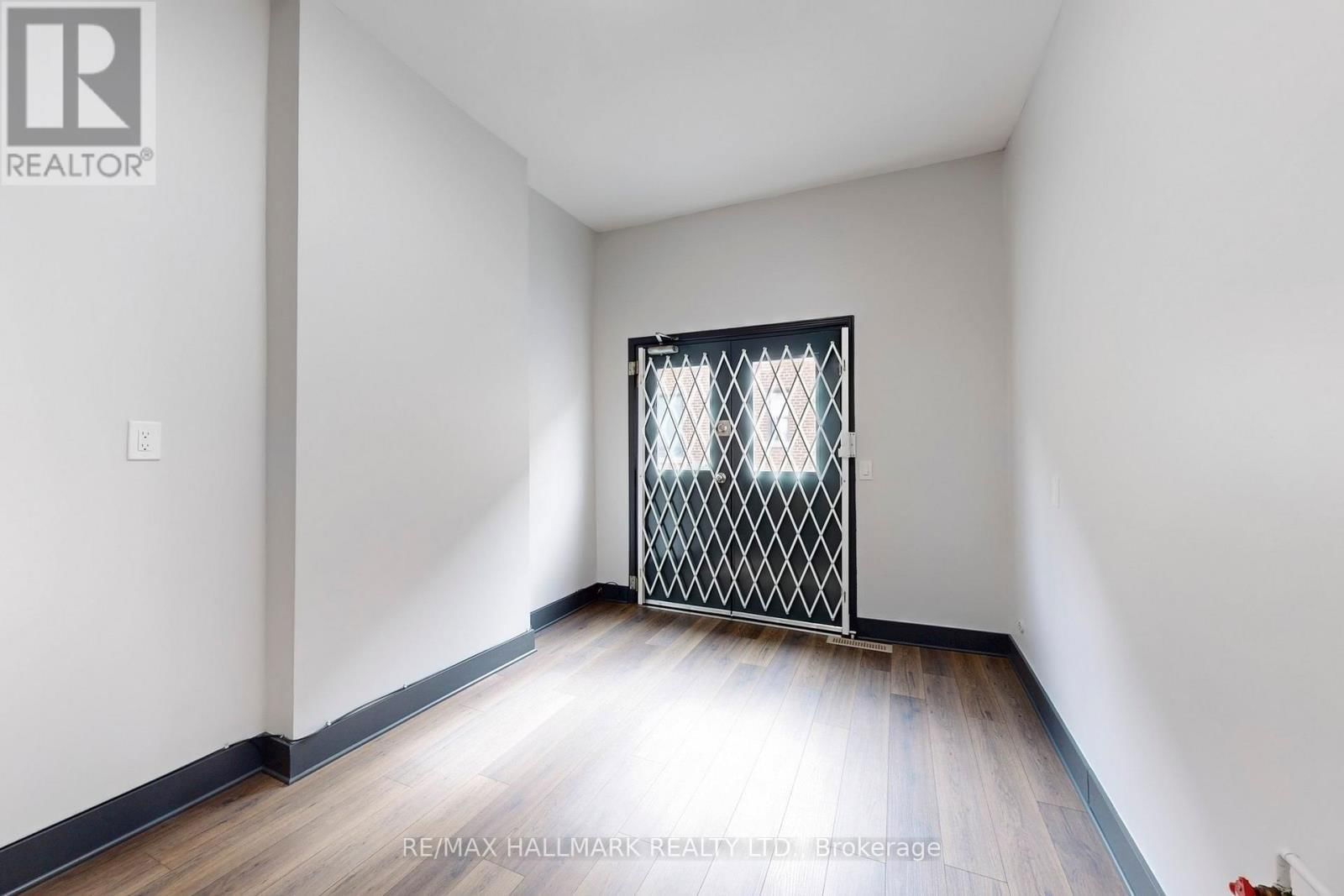 148 PARLIAMENT STREET Image 10