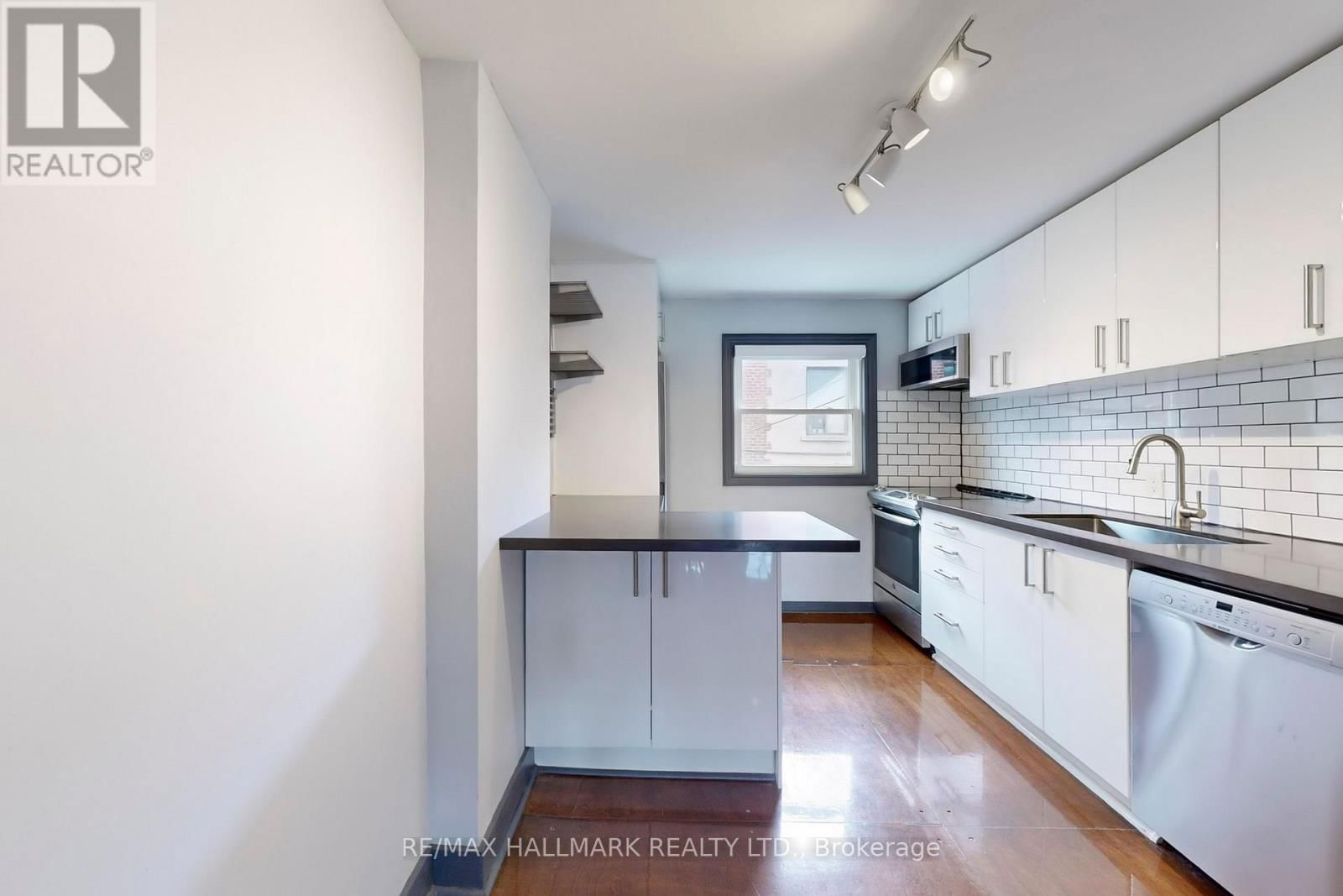 148 PARLIAMENT STREET Image 27