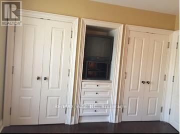 36 CLINTON STREET Image 13