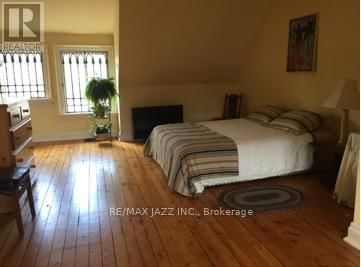 36 CLINTON STREET Image 18
