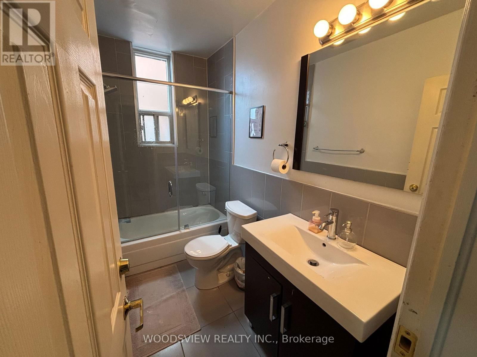 2 - 101 SPADINA ROAD Image 6