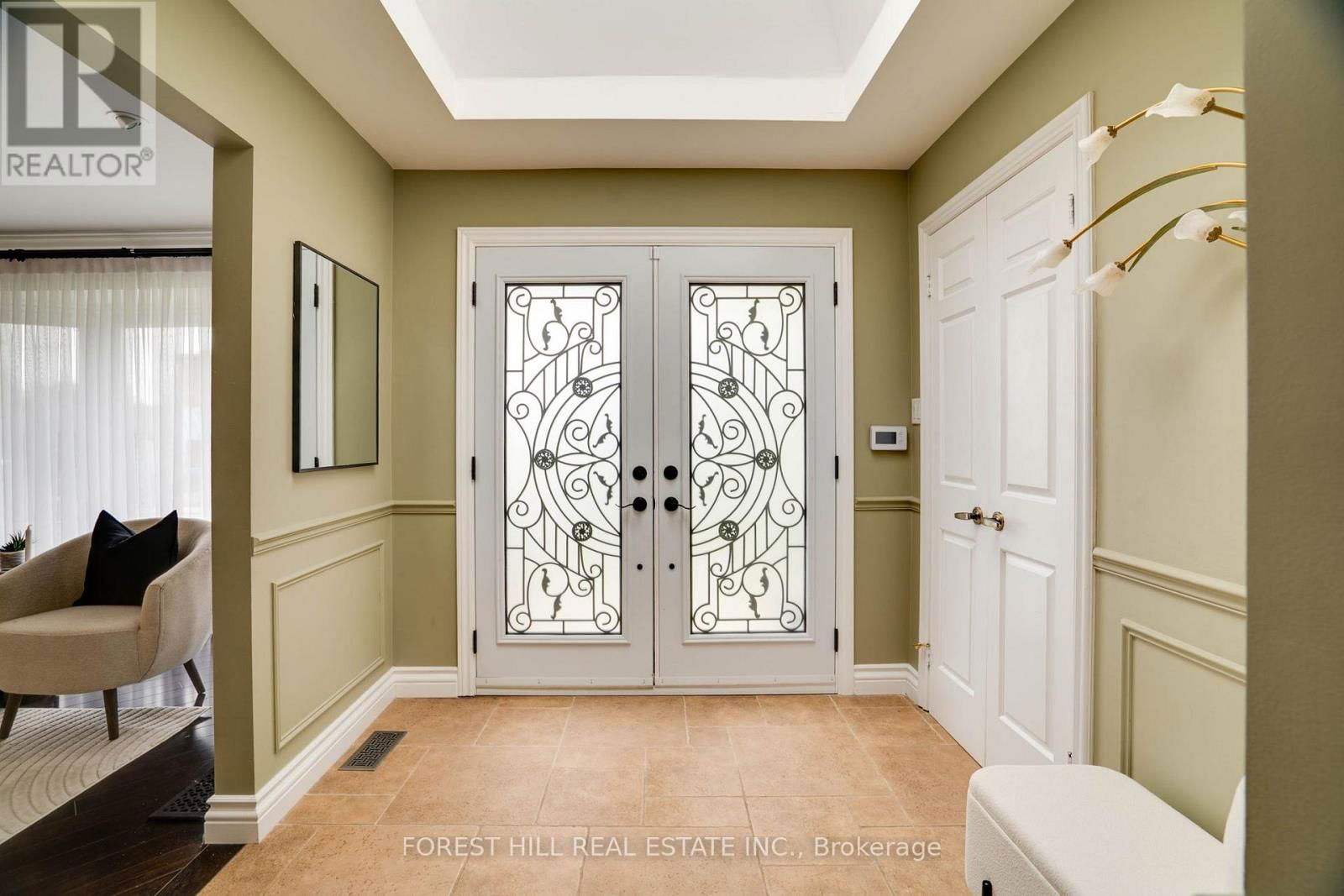 244 WATERLOO AVENUE Image 4